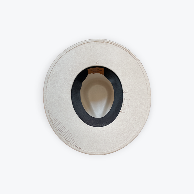 Ivory | Leaf + Line Rancher | M